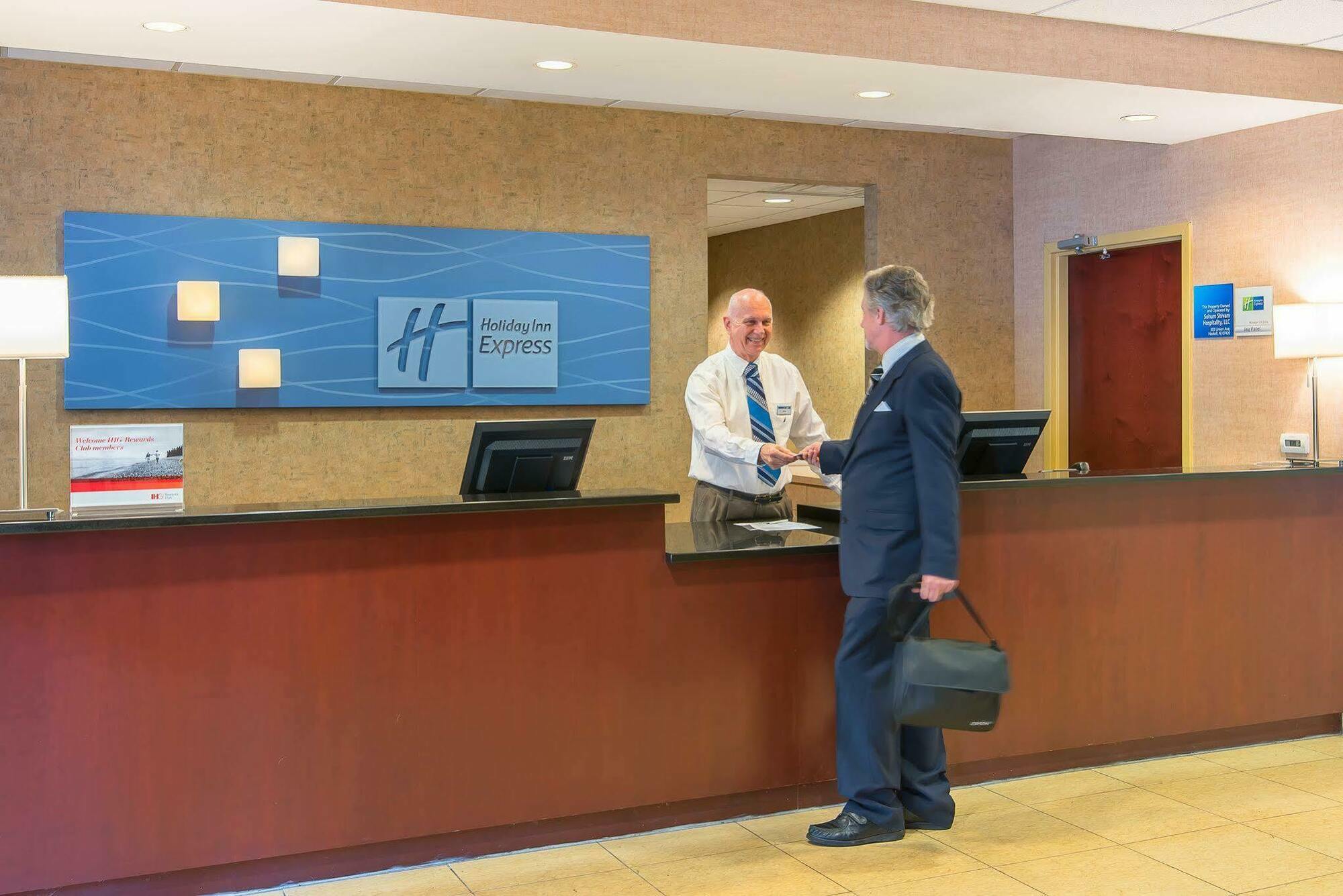 Holiday Inn Express Haskell-Wayne Area By Ihg Extérieur photo